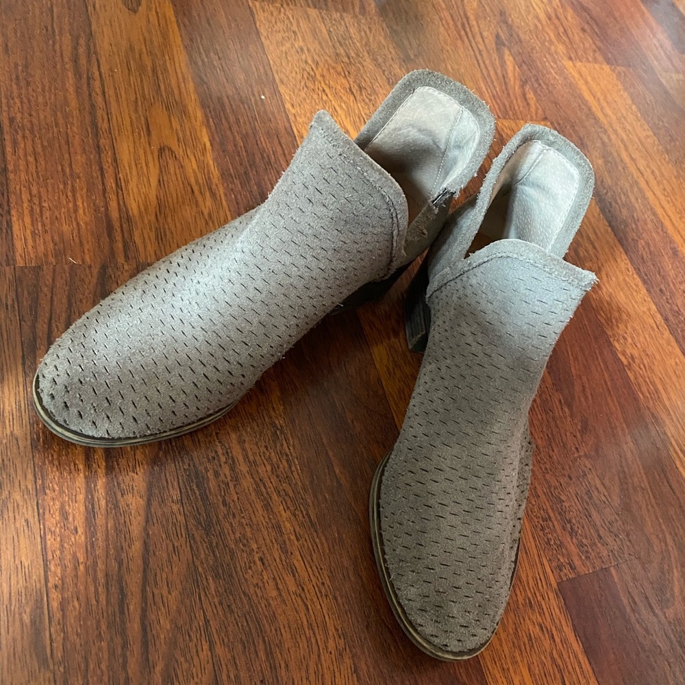 Tan Lucky Brand booties